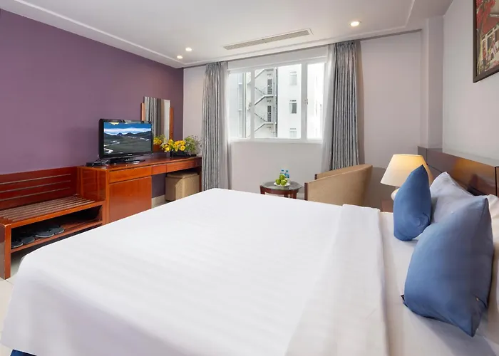 White Lotus Hotel Saigon