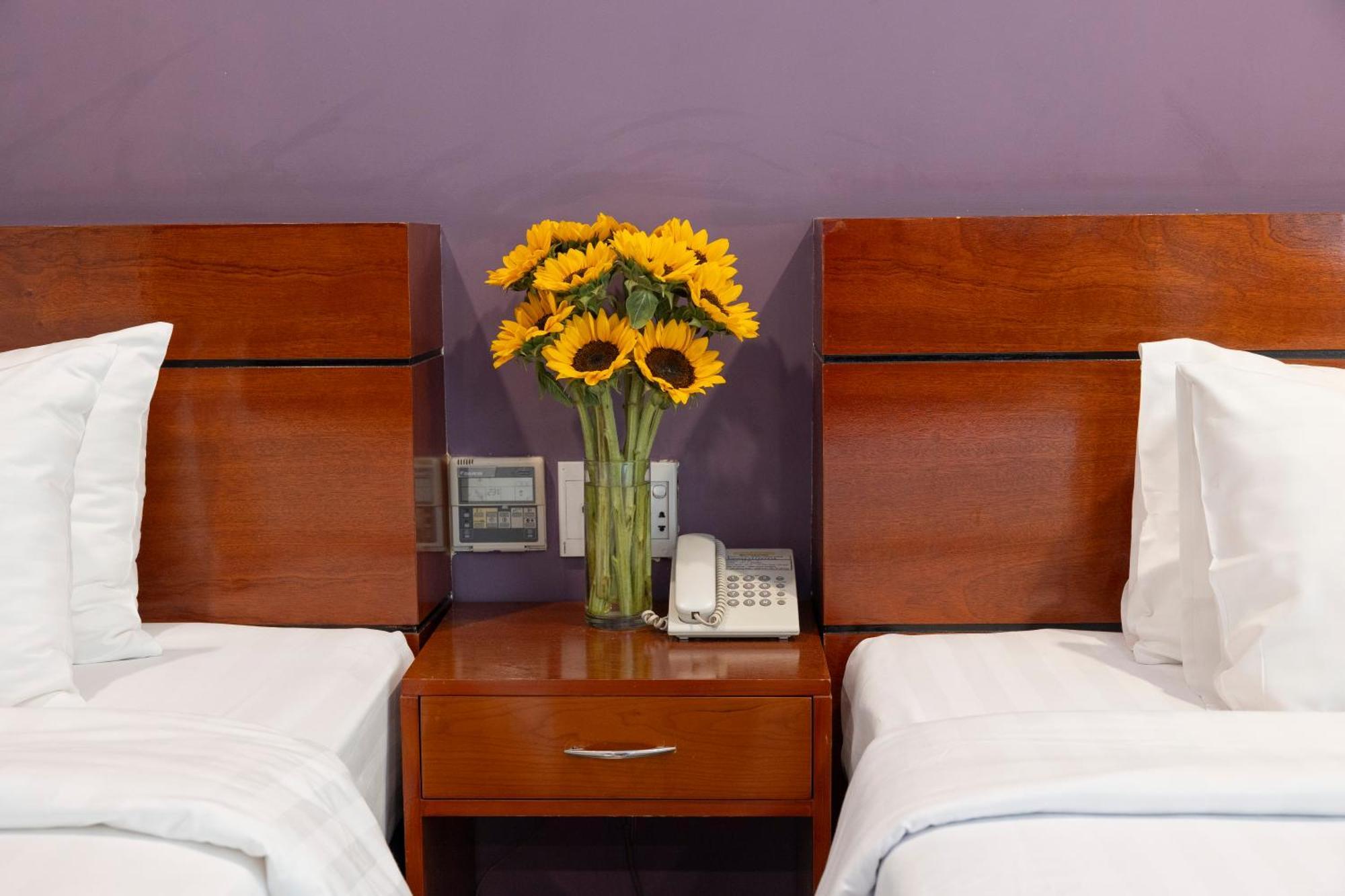 White Lotus Saigon 3* TP. Hồ Chí Minh